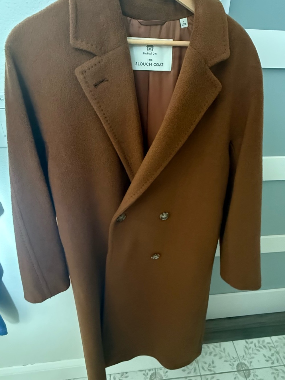Aritzia Babaton Camel Double-Breasted slouch coat